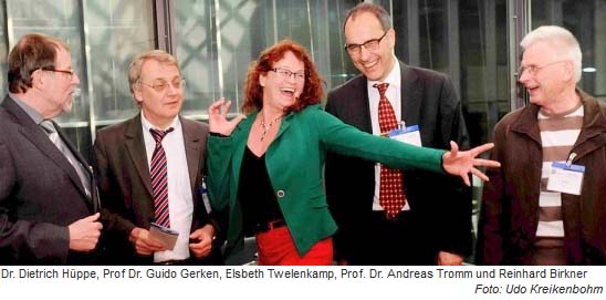 Dr. Dietrich Hüppe, Prof Dr. Guido Gerken, Elsbeth Twelenkamp, Prof. Dr. Andreas Tromm und Reinhard Birkner (v.li.).