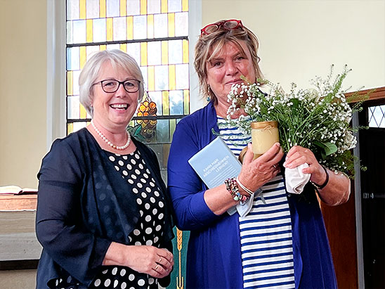 Annette Wagner, Leiterin des Zentrums für Kindertrauerarbeit, und Christine Westermann